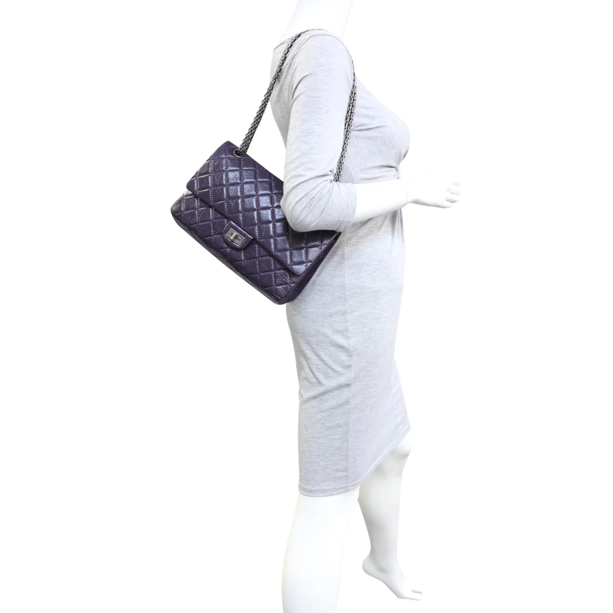 Chanel 2.55 Reissue 226 Double Flap Bag | Purple - Image 12