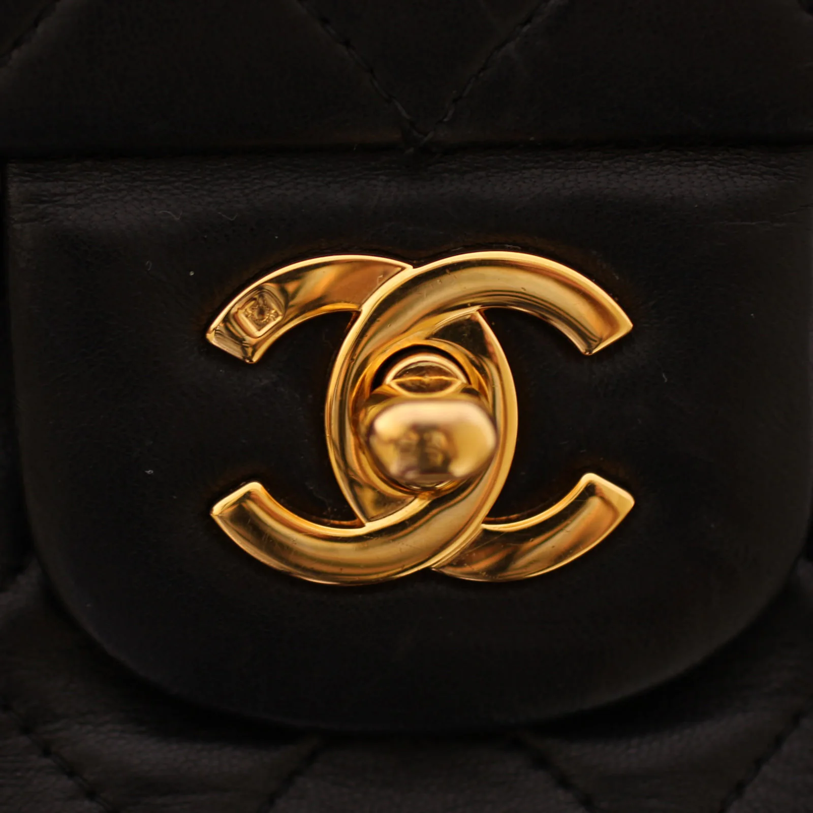 Chanel Classic Double Flap Bag Vintage - Image 5