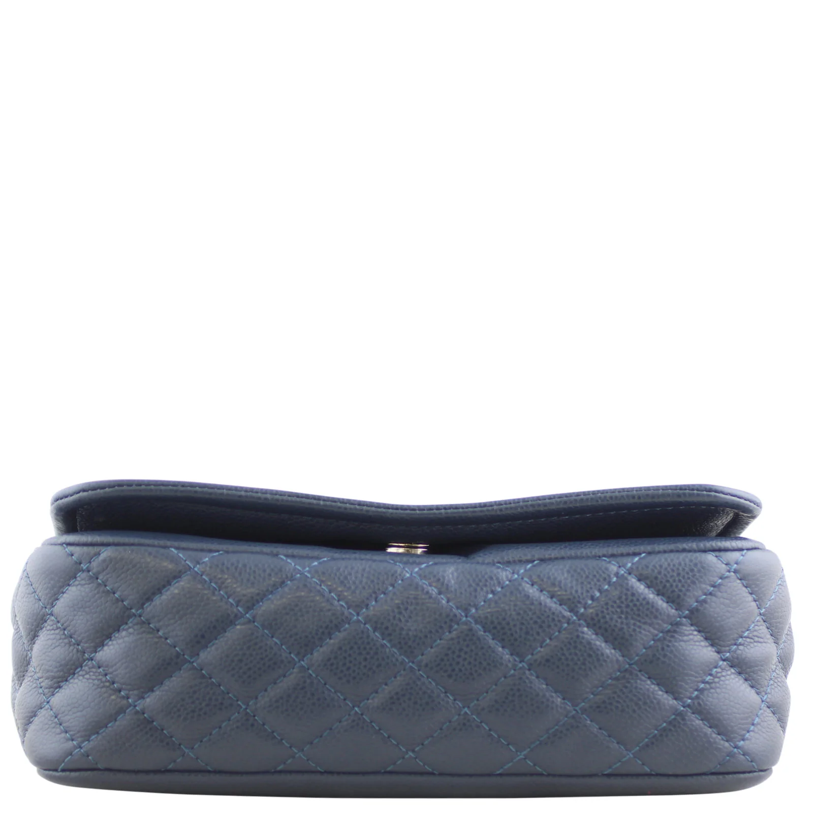 Chanel Timeless Caviar Flap Medium - Image 5