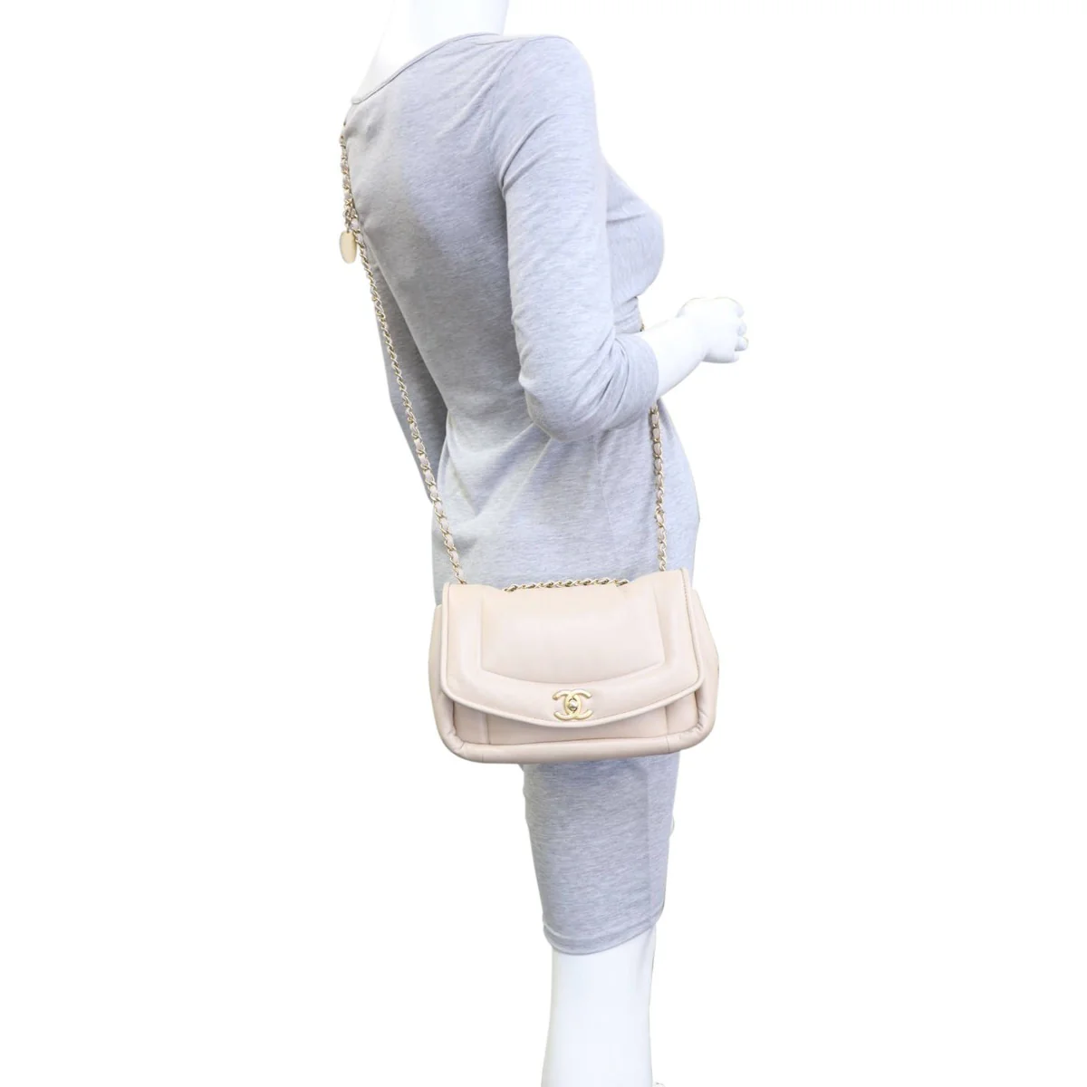 Chanel Vintage Puffy Flap Bag Medium | Beige - Image 11