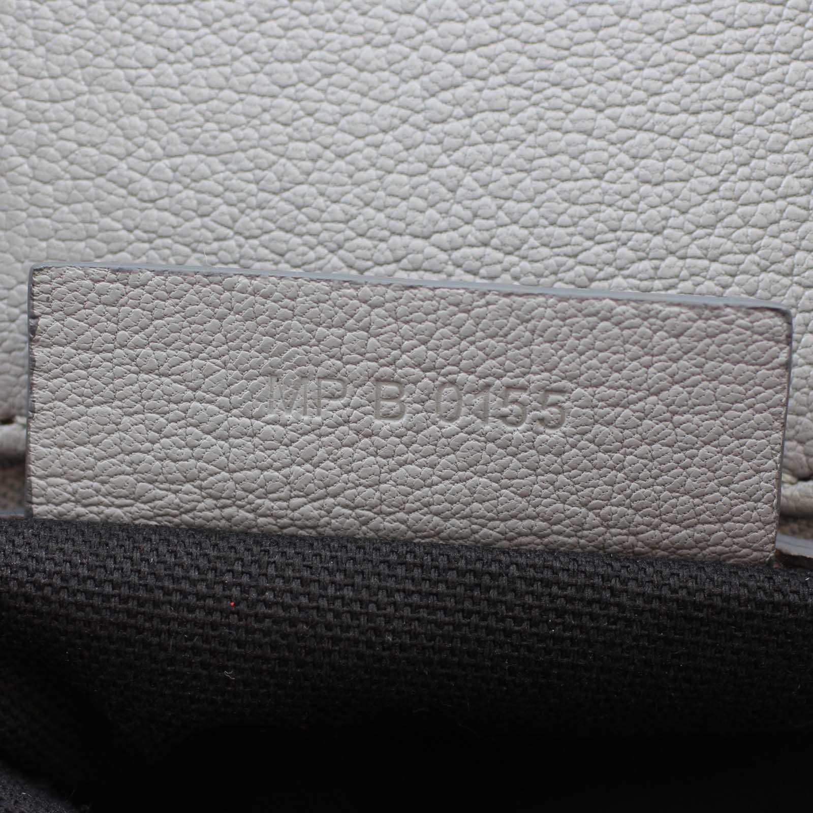Givenchy Antigona Medium - Image 12